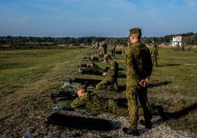 Snaiperiai iš devynių NATO valstybių ir Ukrainos varžėsi dėl taikliausiojo titulo - 1