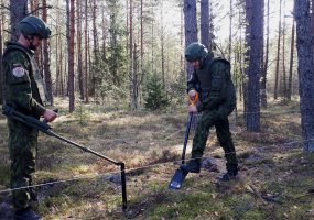 Juozo Vitkaus inžinerijos bataliono sprogmenų neutralizavimo specialistai įgūdžius tobulina... - 2