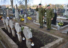 Visoje Lietuvoje pagerbiamas Anapilin išėjusių karių atminimas - 4