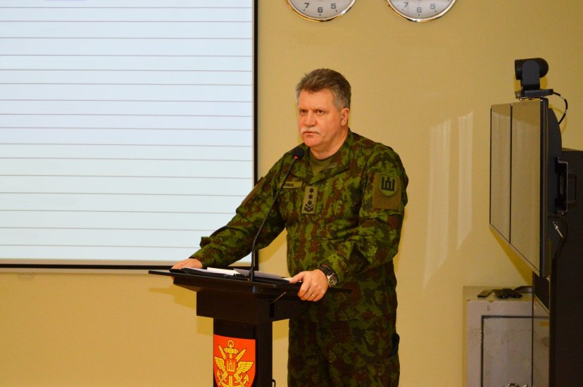 Kariuomenės vadas gen. ltn. J. V. Žukas: „Lietuvos kariuomenė ėmė kasmet augti vienu batalionu...