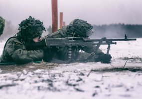 Kovinio šaudymo pratybose Algirdo bataliono kuopa pratinasi ir prie šalčio, drėgmės bei sniego - 5