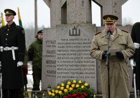 Lietuvos kariuomenės  vadas: okupacijos sąlygomis Lietuvos laisvės kovotojai atstovavo natūraliam... - 3