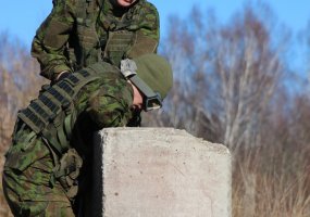 Oro gynybos bataliono šauktiniai pademonstravo ištvermę išbandymų kelyje - 4