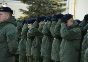 Oro gynybos bataliono šauktiniai pademonstravo ištvermę išbandymų kelyje - 5