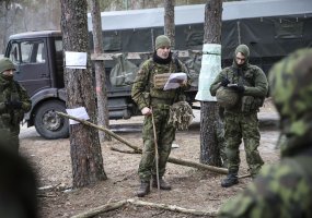 Karo akademijos kariūnai treniruojasi vadovauti gynybos operacijoms - 4
