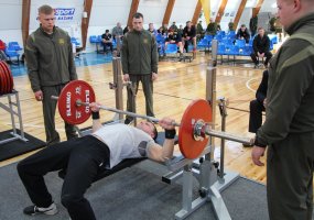 Lietuvos kariuomenės mokyklos taurės štangos spaudimo varžybos, skirtos Lietuvos Nepriklausomybės... - 2