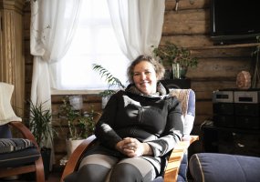 Nusimetę uniformas: iš sostinės į išskirtinį vienkiemį persikėlusi gyventi karė užsiiminėja Rytų... - 1
