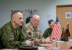 Lietuvoje vieši JAV puskarininkių delegacija - 1