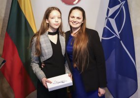 Apdovanoti rašinių konkurso „Mes esame NATO“ nugalėtojai  - 6