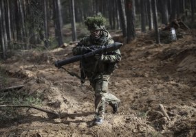 Combat fire from Leopard 2A6 tanks and Marder infantry fighting vehicles at General Silvestras... - 5