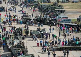 Gynybinio aljanso NATO 70-mečiui – bėgimas orlaivių kilimo-tūpimo taku „Runway Run 2019“  - 3