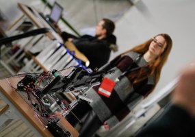 Pirmojoje Lietuvos gynybos technologijų kūrybos stovykloje – hakatone sugeneruota 40 inovatyvių... - 2