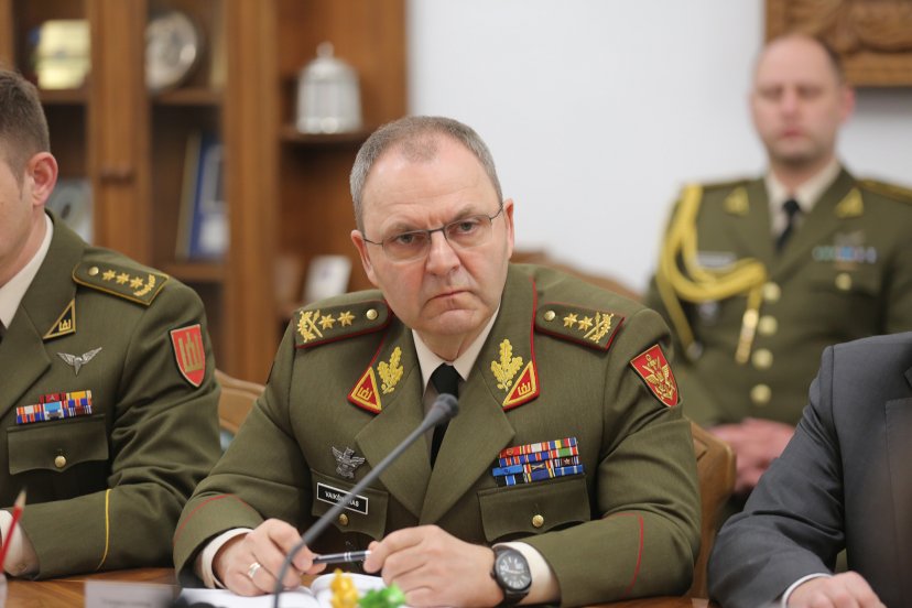 Chief of the Defence Staff on a visit to Ukraine 