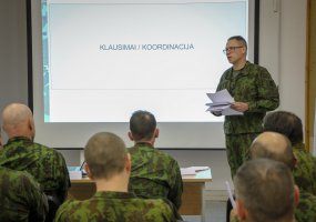 Brigados „Aukštaitija“ štabas treniruojasi planuoti gynybos operacijas - 6