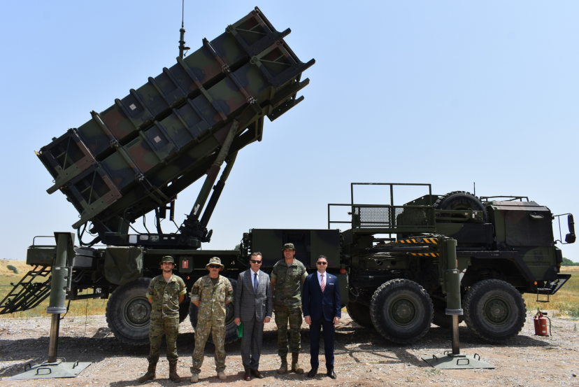 Lithuanian soldiers serving at the NATO Mission in Turkey were visited by the Turkey-based...