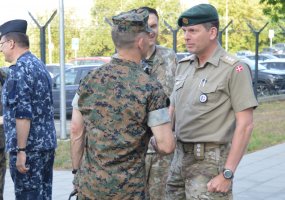 Gynybos štabe lankėsi penkių šalių kariniai atstovai prie NATO - 2