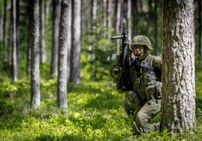 Karo akademijos kariūnų laukia paskutinės vertinamosios lauko pratybos - 2