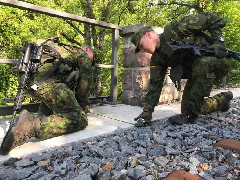Soldiers of the Engineer Battalion improving skills at an exercise in Germany 