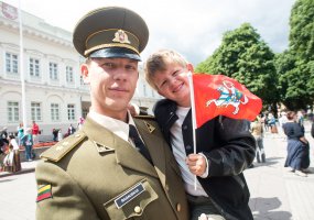 Iškilmingai paminėta Lietuvos karaliaus Mindaugo karūnavimo ir Tautiškos giesmės diena - 3