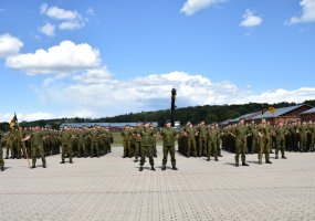 Bazinis karo inžinerijos kursas baigtas – jaunųjų inžinierių galvas papuošė beretės su bataliono... - 4