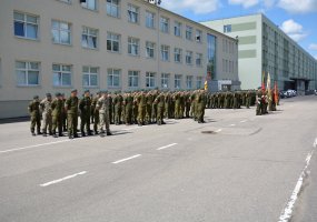 Karo akademijoje – šauktinių išleidimas į atsargą - 5