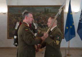 Lietuvos kariuomenės vyriausiuoju puskarininkiu paskirtas seržantas majoras Remigijus Katinas - 6