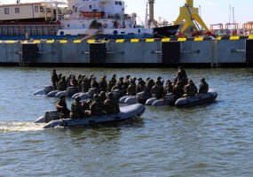Dragūnų bataliono ir Portugalų rotacinių pajėgų pratybose – sąveikos tobulinimas ir amfibinės... - 2