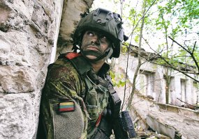 Pratybose „Aršus Vilkas 2019 Algirdo bataliono kariai pademonstravo ką sugeba - 5