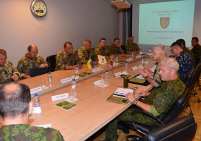 Vilniuje lankėsi Ukrainos Generalinio štabo vadovybė   - 2