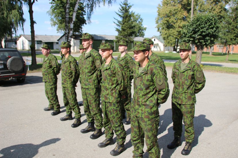Karinėse oro pajėgose tarnybą pradeda beveik 220 NPPKT karių