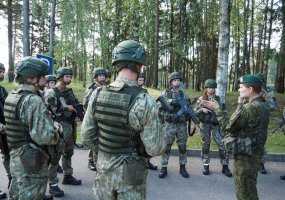 Karo akademijos naujokai įveikė Bazinį kursą - 2