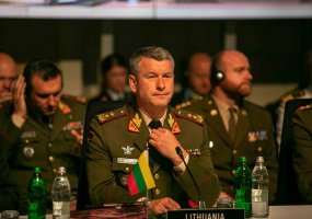 Kariuomenės vadas dalyvavo NATO karinio komiteto susitikime Slovėnijoje  - 1