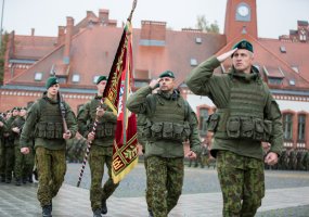 Motorizuotajai pėstininkų brigadai  „Žemaitija“ vadovaus  plk. N. Stankevičius  - 5