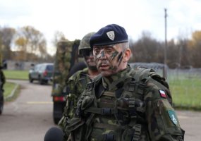 Pratybų metu Vilniuje lankėsi Daugianacionalinio Šiaurės Rytų korpuso vadas  - 2