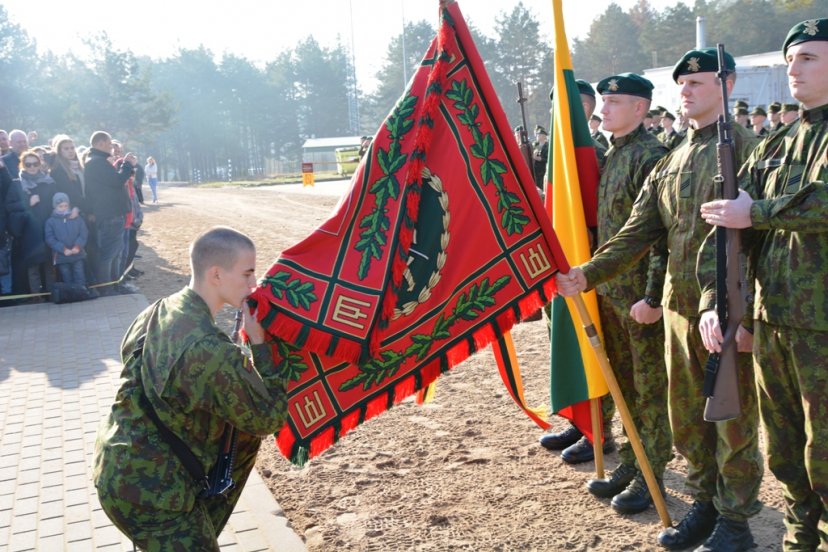 Lietuvai prisiekė Generolo Adolfo Ramanausko kovinio rengimo centre tarnaujantys kariai 