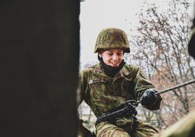 Inžinerijos bataliono karių pratybose naujas išbandymas ir K9 grandžiai - 1