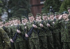 2019 m. šaukimas į nuolatinę privalomąją pradinę karo tarnybą užbaigtas - 1