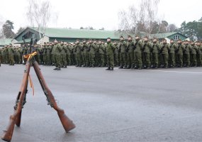 Artėjant gražiausioms metų šventėms Lietuvos kariuomenės daliniuose ištarti priesaikos žodžiai - 5