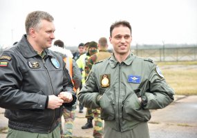 Žurnalistai susipažino su NATO oro policijos misija Baltijos regione - 4