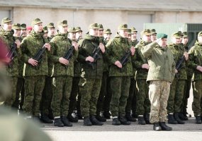 Alytuje kario savanorio kursą baigė 77-oji laida - 5