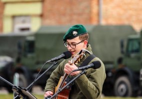 Šv. Velykos Lietuvos kariuomenės daliniuose – su margučiais ir rungtimis - 2