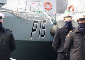 Išskirtinis įvertinimas karo jūrininkui – laivo vado ženklas - 6