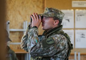 Jungtinės paramos ugnimi valdymo pratybos: skirtingi šalių orlaiviai ir operacijos visą parą  - 1