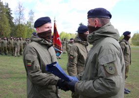 Oro gynybos batalionas į atsargą išleido 6-ąją NPPKT karių laidą - 3