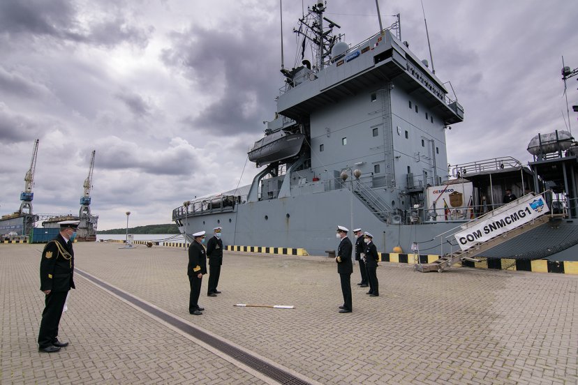 Lietuvoje lankosi NATO Nuolatinės parengties priešmininių laivų grupės laivai
