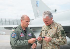 Karinių oro pajėgų Aviacijos bazėje lankėsi Lietuvos Respublikos Prezidentas - 2