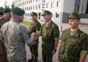 Baigėsi tris savaites trukę parengtojo rezervo karių mokymai Vaidoto batalione - 3