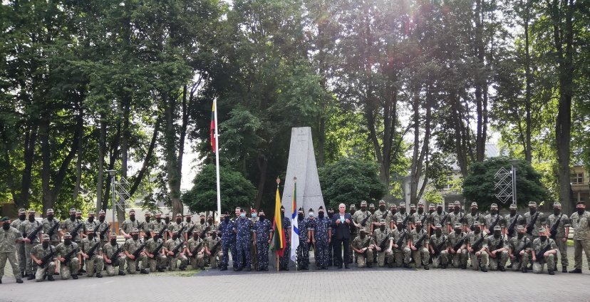 Pirmą kartą Palangoje prisiekė Karinių jūrų pajėgų jaunieji kariai