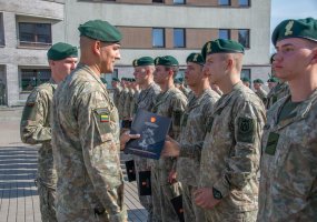 Tarnybą baigė Gedimino štabo bataliono nuolatinės privalomosios pradinės karo tarnybos kariai - 1
