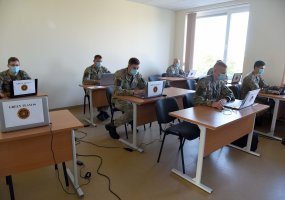Baigėsi kasmetinės Lietuvos kariuomenės organizuojamos kibernetinio saugumo pratybos „Gintarinė... - 4